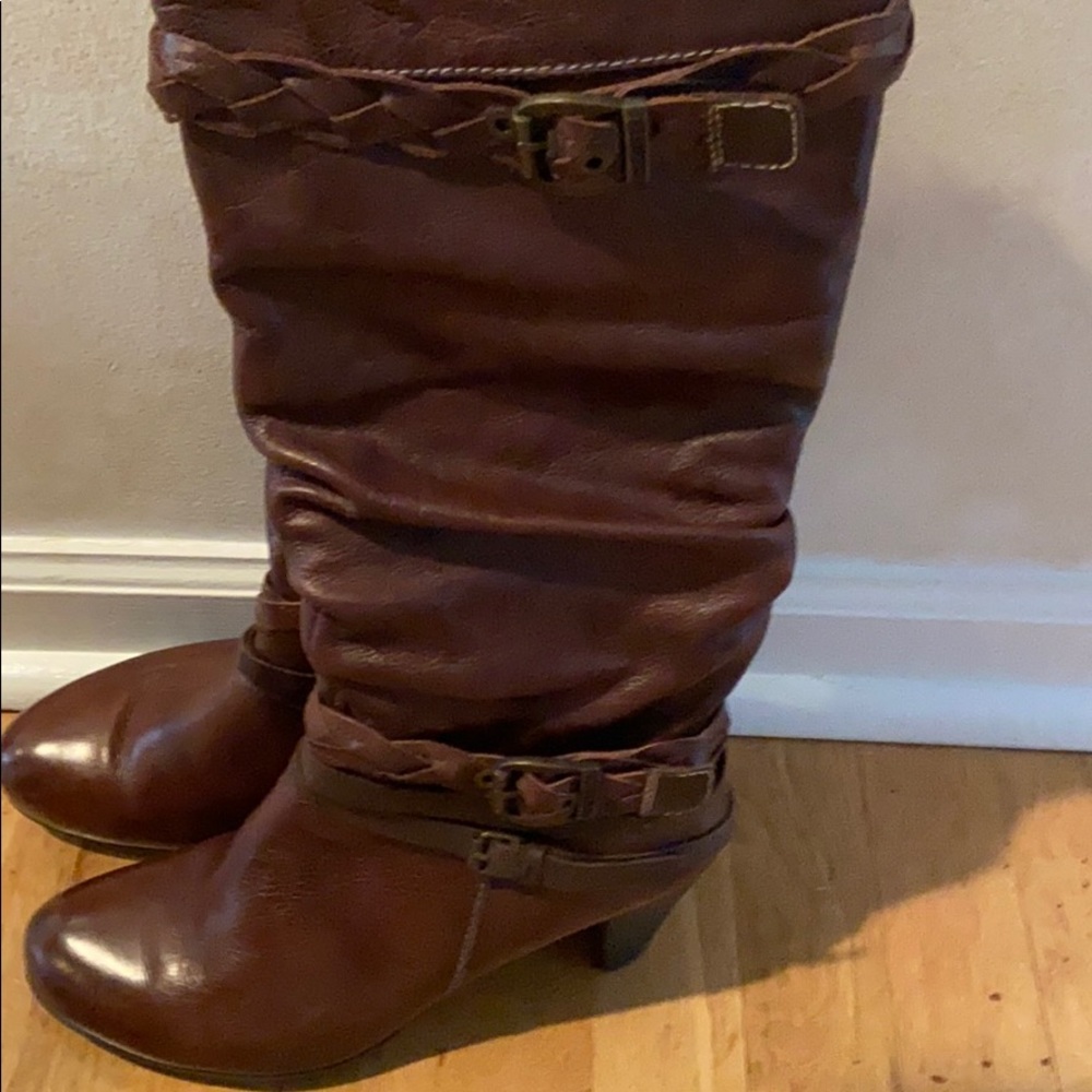 Pikolinos tall boots